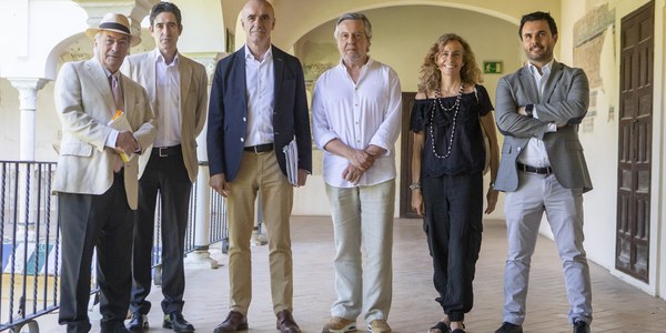 Felipe Benítez Reyes recibe el XIII Premio Iberoamericano de Poesía Hermanos Machado por su obra  ‘La ocasión y el homenaje’