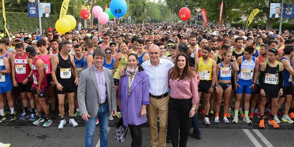 Sergio Mena, con nuevo récord en la prueba, y Carmen Gutiérrez Peña, con su cuarta victoria este año, ganan la Carrera Popular Parque de María Luisa-Coca Cola dentro del circuito #Sevilla10 del IMD
