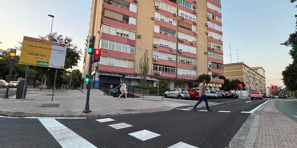 El Ayuntamiento pone a punto San Vicente de Paúl, arteria clave de Triana, con una inversión de 115 000 euros