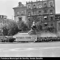 Anuncio de los Festivales de España que se celebraban en el mes de septiembre en el Parque de Mª Luisa. Agosto de 1972 ©ICAS-SAHP, Fototeca Municipal de Sevilla, fondo Serafín