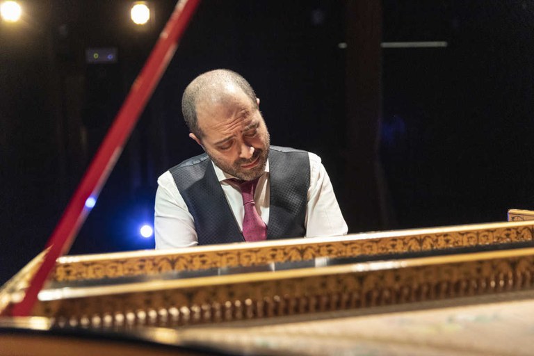 260322b Mahan Esfahani (© Dolores Iglesias) (1).jpg