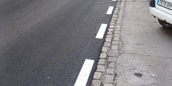 El Ayuntamiento elimina el montículo de Nuevo Amate para favorecer la accesibilidad y ejecuta obras de repavimentación en las calles de los barrios de Santa Teresa, Cerro del Águila y Madre de Dios del distrito Cerro-Amate con una inversión de 215.000 euros