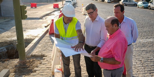 Las obras de las calles Rafael Beca Mateos y Economía del Polígono Carretera Amarilla terminarán antes de lo previsto