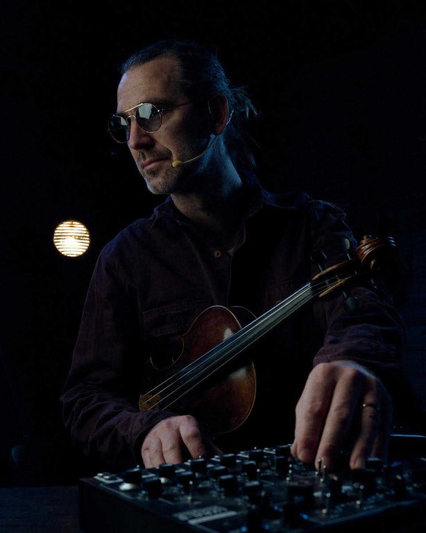 260319 Odd Size & Per Buhre (3).jpg