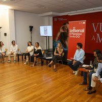 Un momento de la charla con los artistas