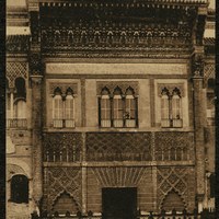 Entrada principal del Alcázar. © ICAS-SAHP, Archivo Municipal de Sevilla, Colección Postales, 28