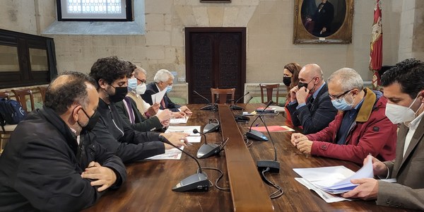 Ayuntamiento, CCOO, UGT, CES y  Cámara de Comercio refuerzan su estrategia de colaboración y trabajo conjunto por la recuperación económica y el empleo en Sevilla