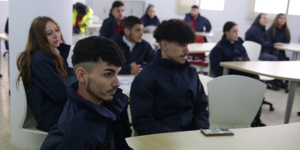 El Ayuntamiento pone en marcha de seis itinerarios profesionales con certificados de profesionalidad y prácticas en empresas en Polígono Norte, Polígono Sur y Torreblanca para 90 personas desempleadas