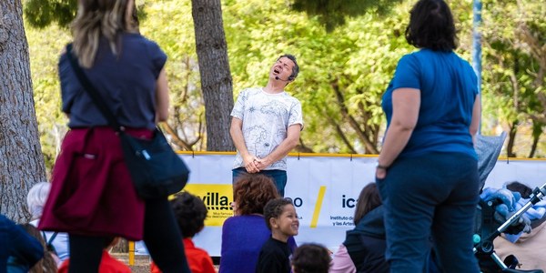 Sevilla vive un fin de semana con gran despliegue de actividades culturales en calles y parques de distintos barrios de la ciudad y el arranque de la 40ª edición del FeMÀS