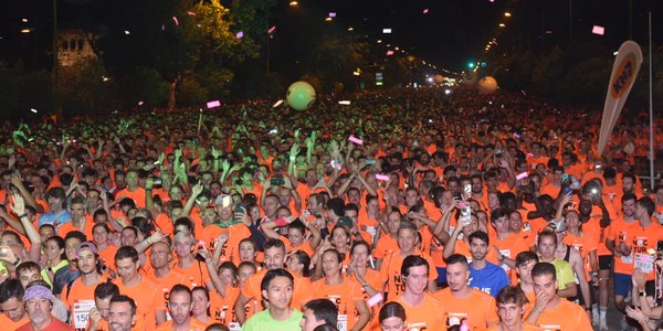 Más de 22 000 corredores participan en una edición de récord de la Nocturna del Guadalquivir KH-7