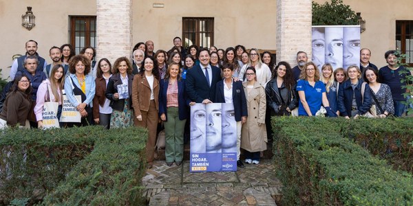 El Ayuntamiento presenta la Semana de las Personas Sin Hogar con la campaña 'Sin hogar, también existo '