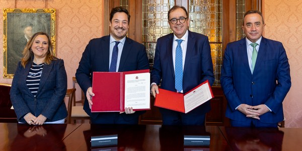 El Ayuntamiento reafirma su compromiso con la reinserción social con la firma de un convenio con Instituciones Penitenciarias