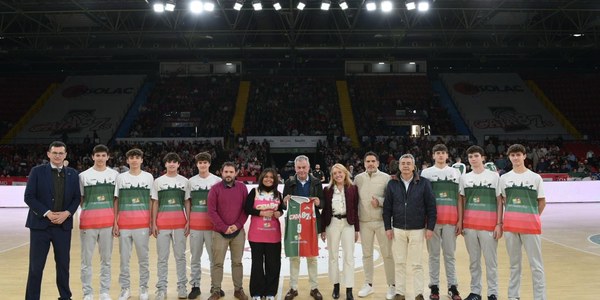 Mercasevilla impulsa el deporte base con el patrocinio del equipo Cadete 2011 del Caja87 Baloncesto