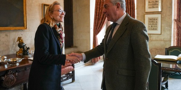 Sanz se reúne con la Embajadora de Alemania en España para seguir estrechando lazos inversores y empresariales