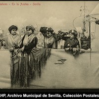 Tipos andaluces. En la azotea. Sevilla © ICAS-SAHP, Archivo Municipal de Sevilla, Colección Postales, 377