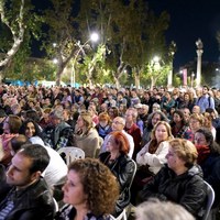 Público en La Alameda